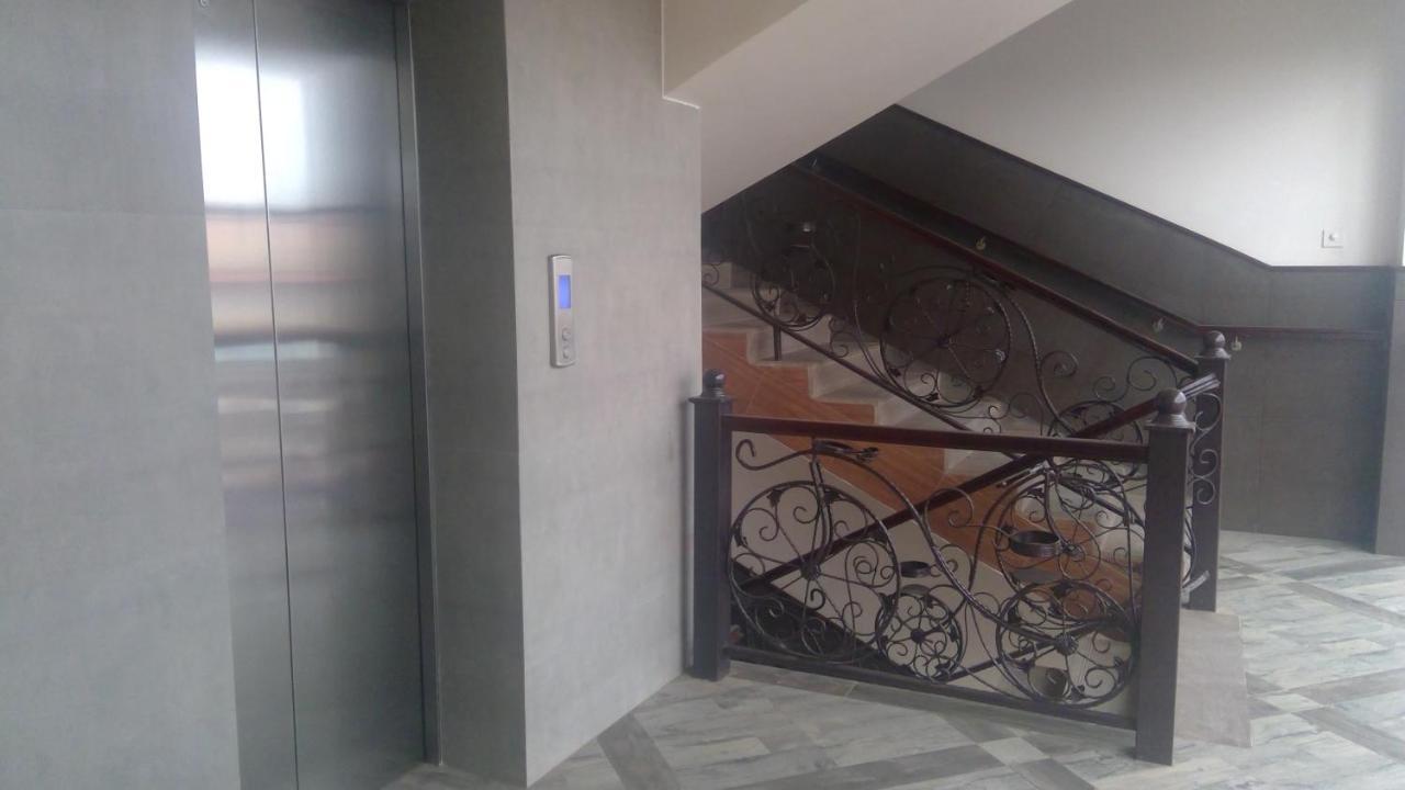 Victoria Mews Hotel Καμπάλα Εξωτερικό φωτογραφία