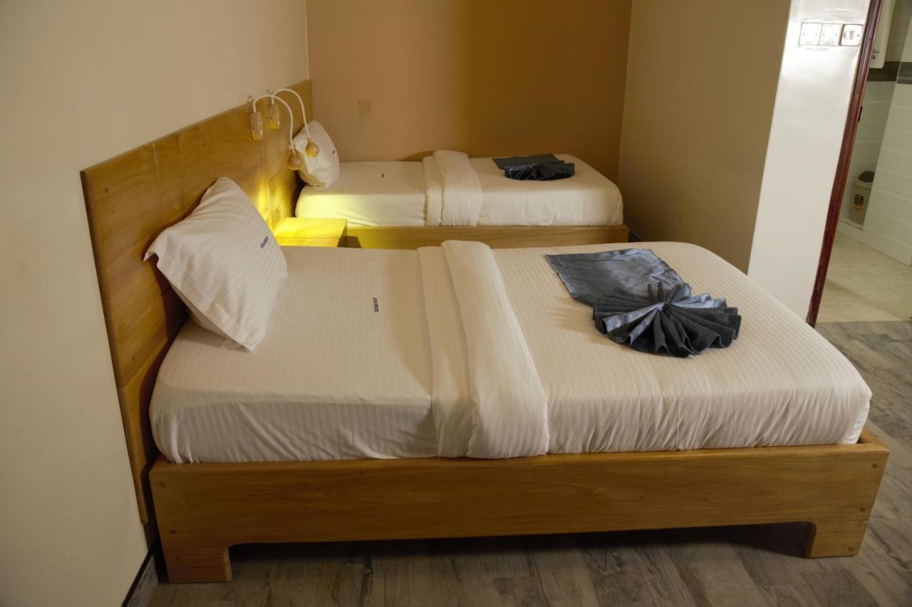 Victoria Mews Hotel Καμπάλα Εξωτερικό φωτογραφία