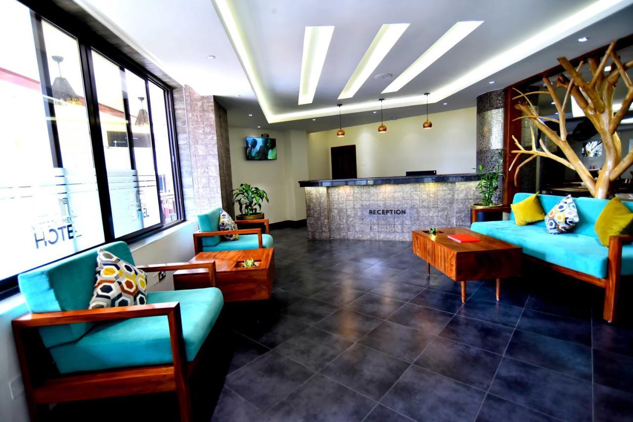 Victoria Mews Hotel Καμπάλα Εξωτερικό φωτογραφία